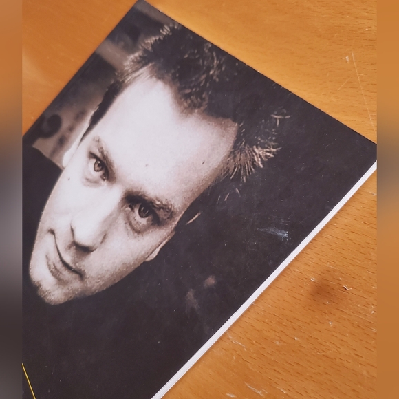 Ewan McGregor book - Picture 2 of 9